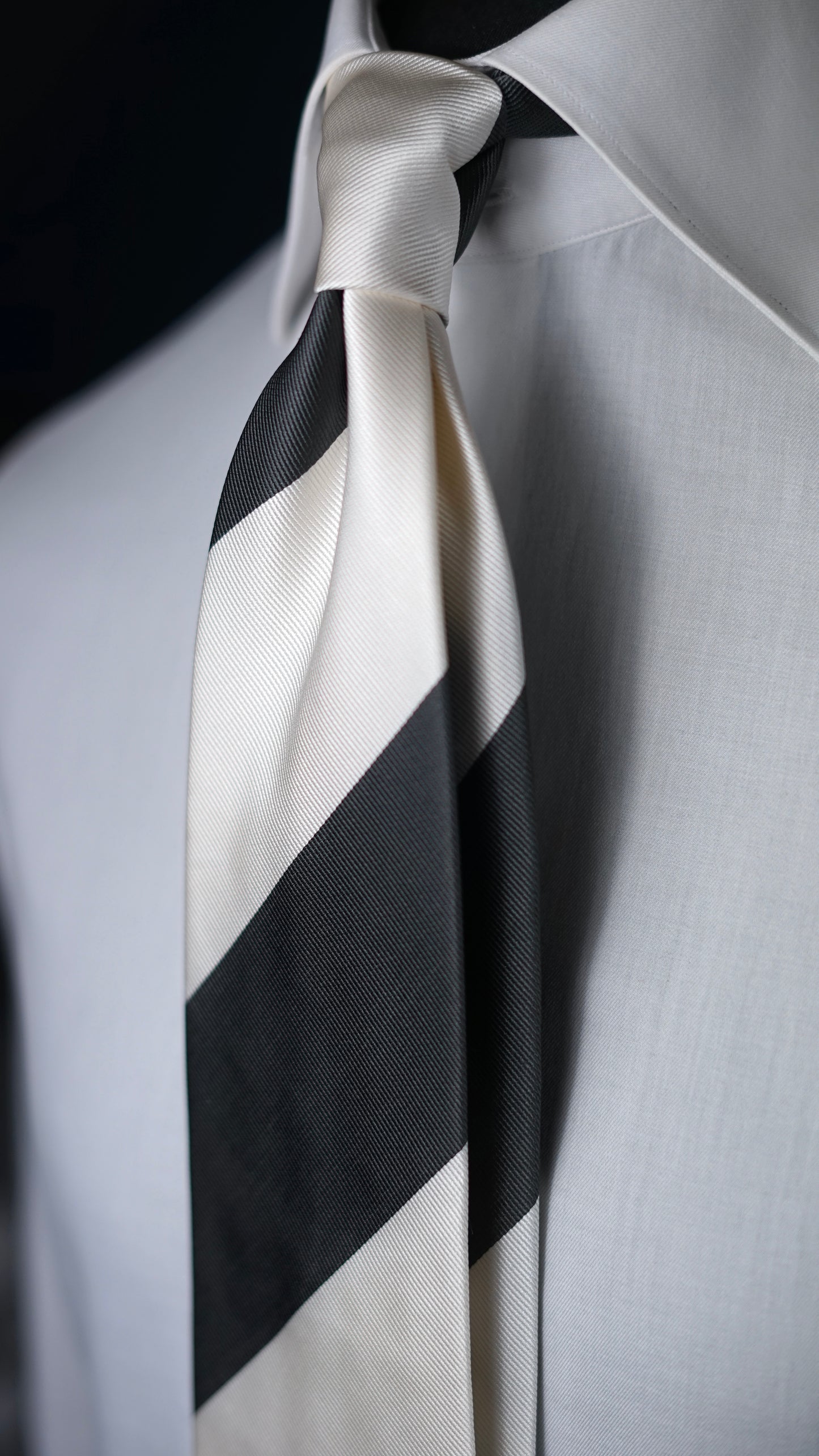 Avorio Grey Silk Necktie