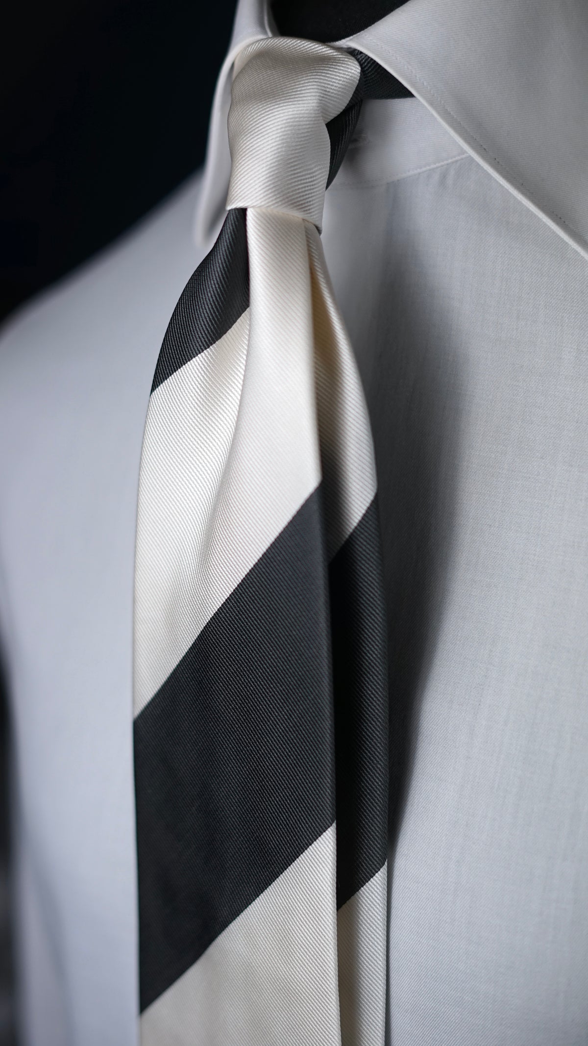 Avorio Grey Silk Necktie