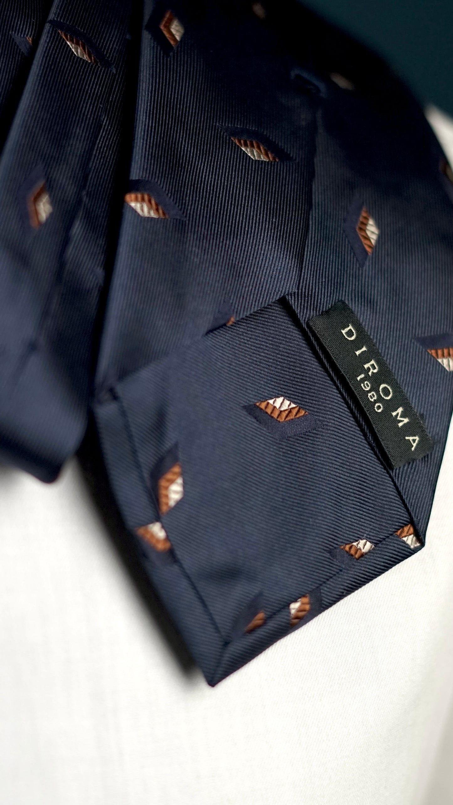 Bespoke Diomeda Navy Silk Necktie