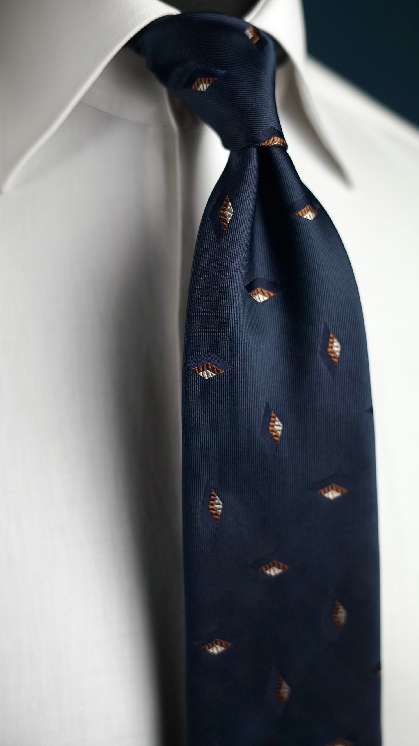 Bespoke Diomeda Navy Silk Necktie