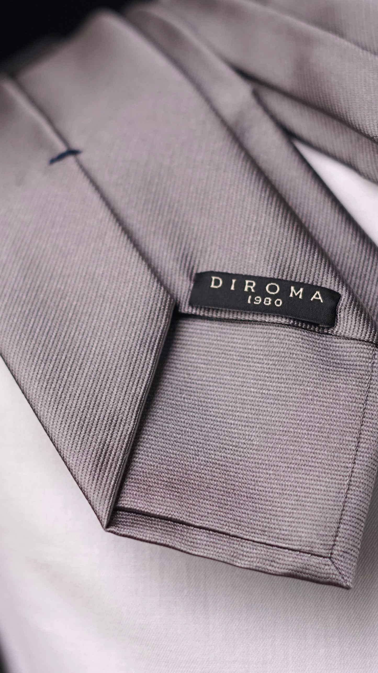 Grigia Solida Silk Necktie