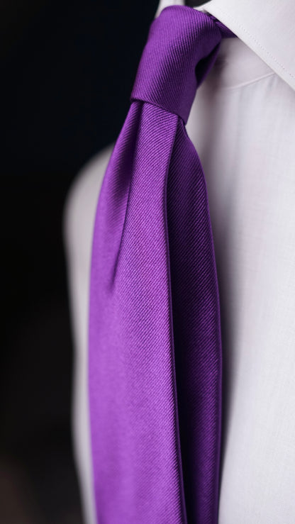 Viola Solida Silk Necktie