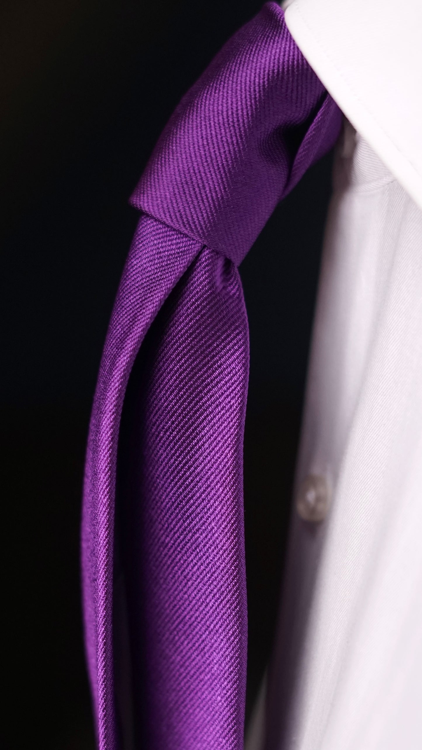 Viola Solida Silk Necktie