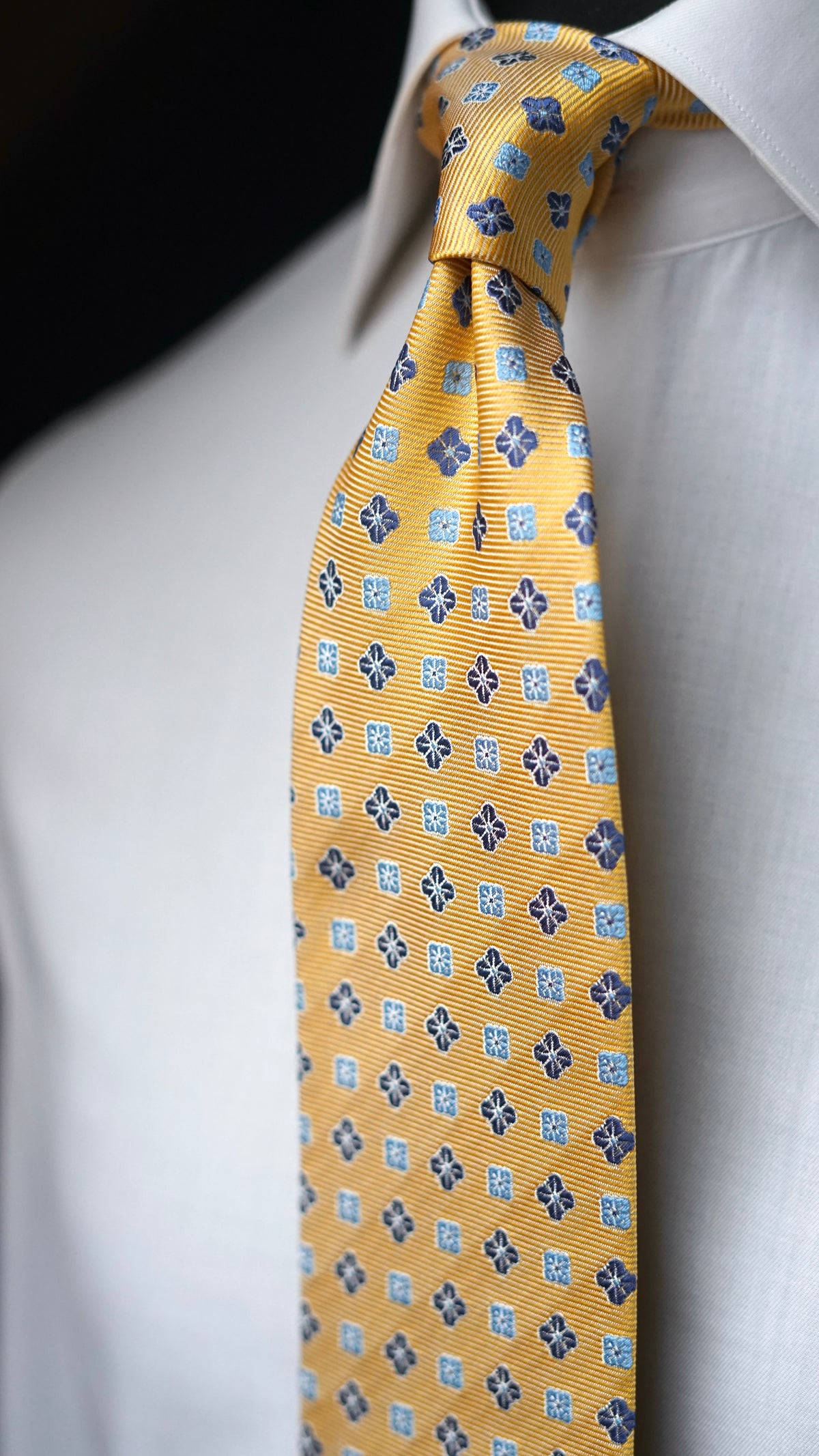 Loretta Silk Necktie