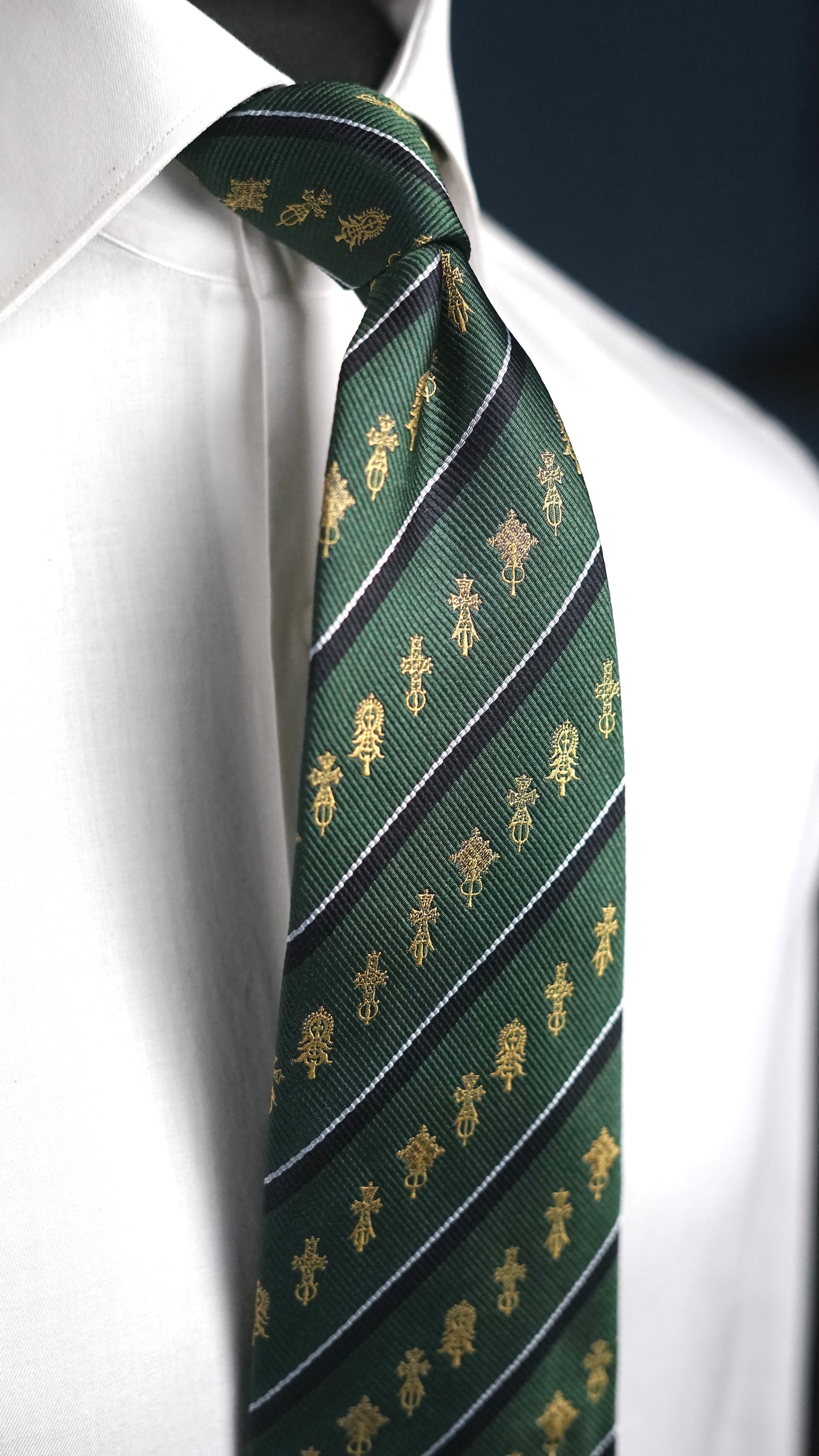Nora Vintage Tie