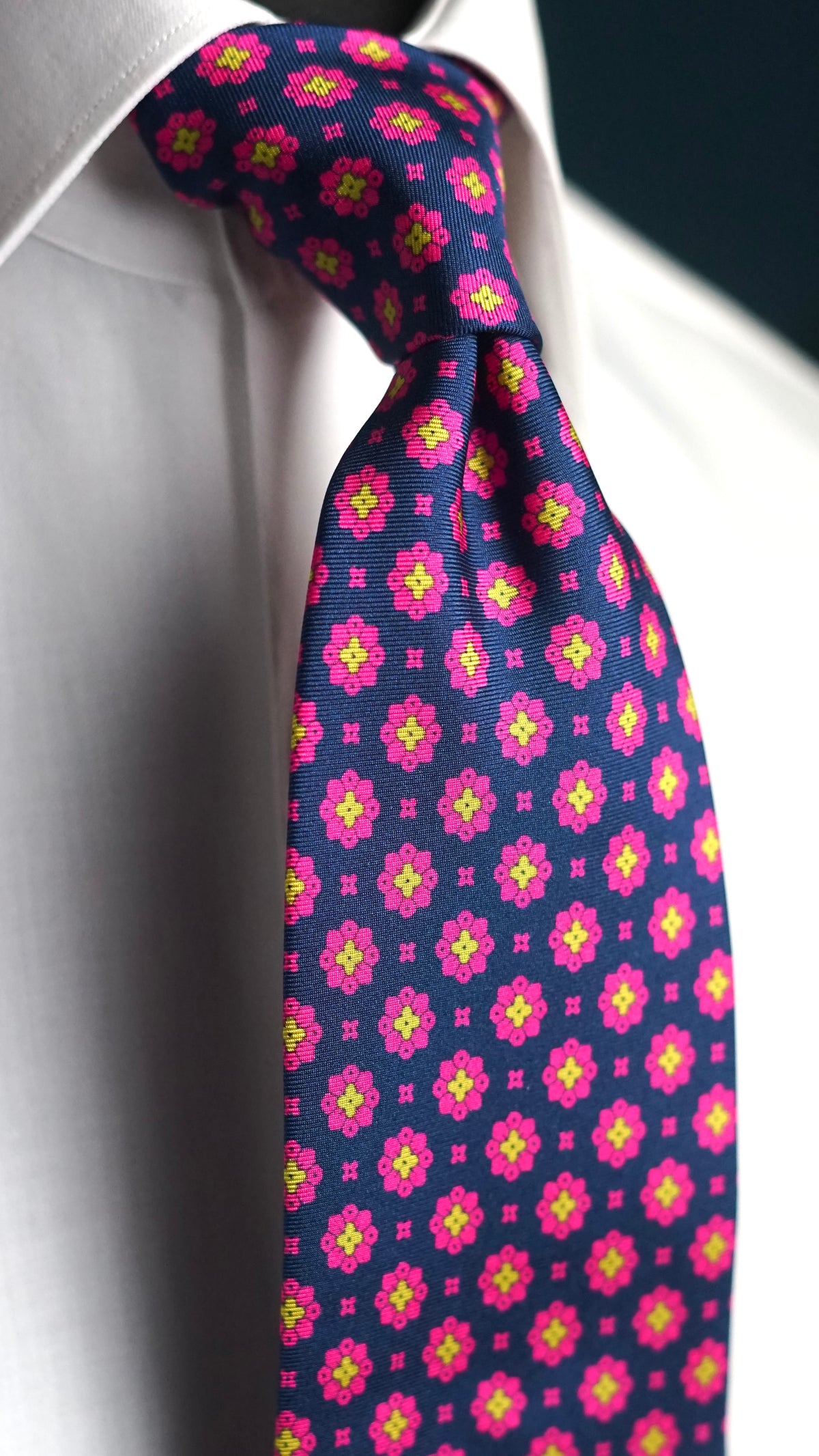 Ambra Silk Nectkie