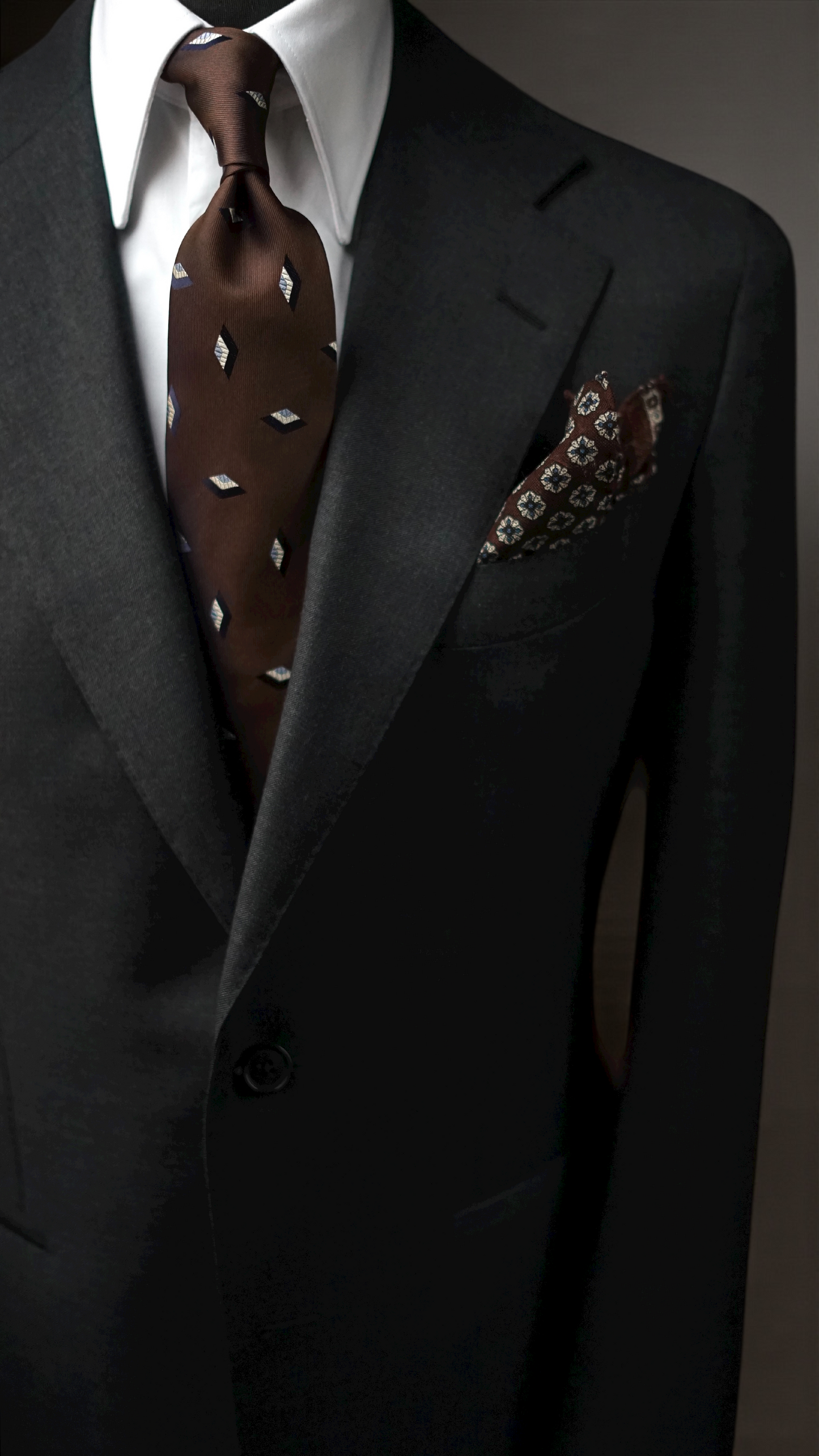 Bespoke Diomeda Silk Necktie