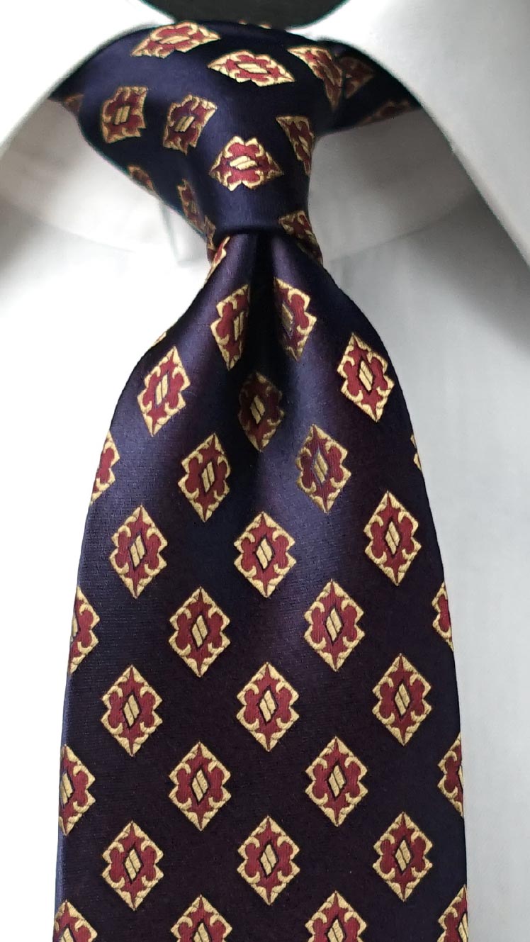 Bespoke Chiostra Bordeaux Silk Necktie