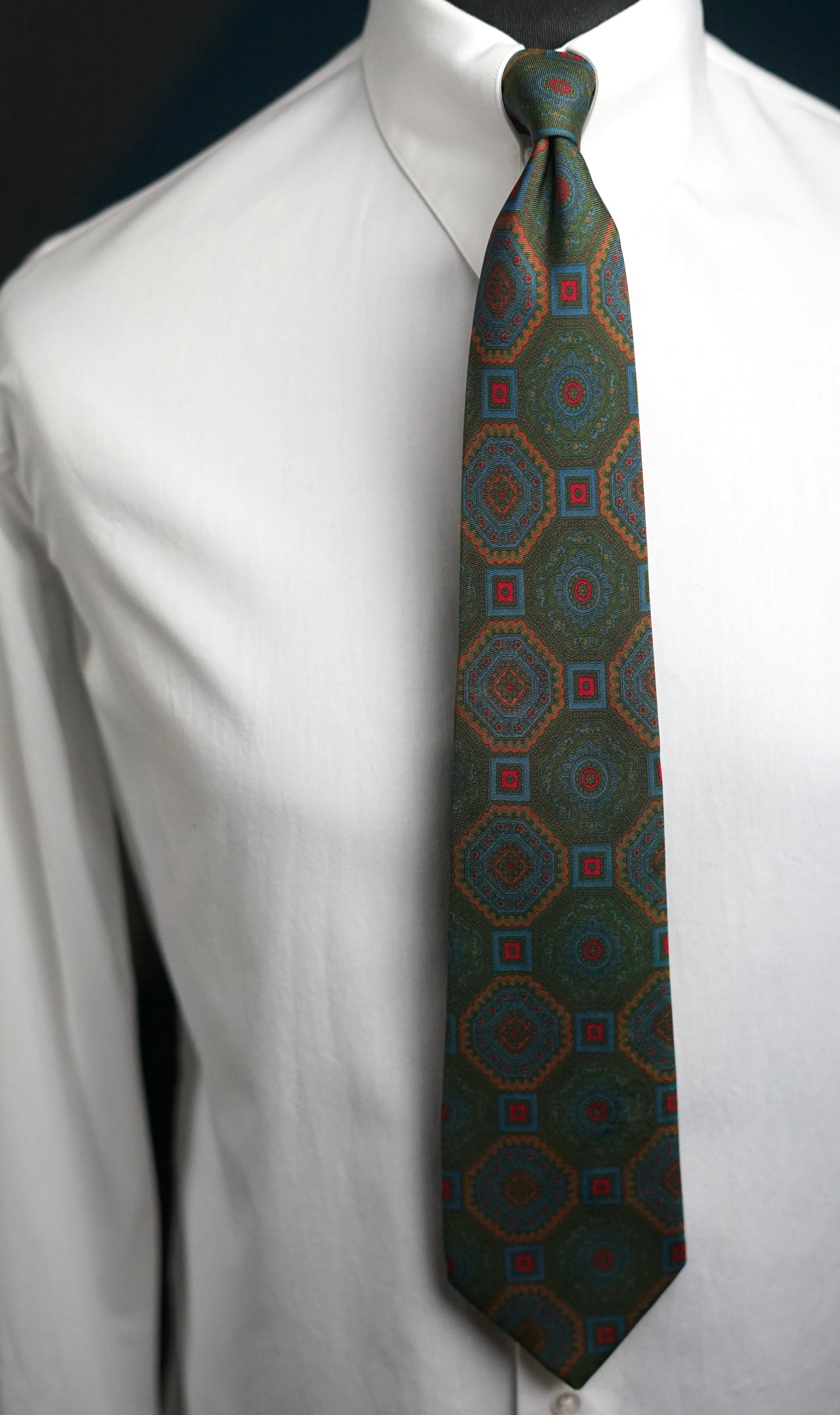 Romina Verde Vintage Tie