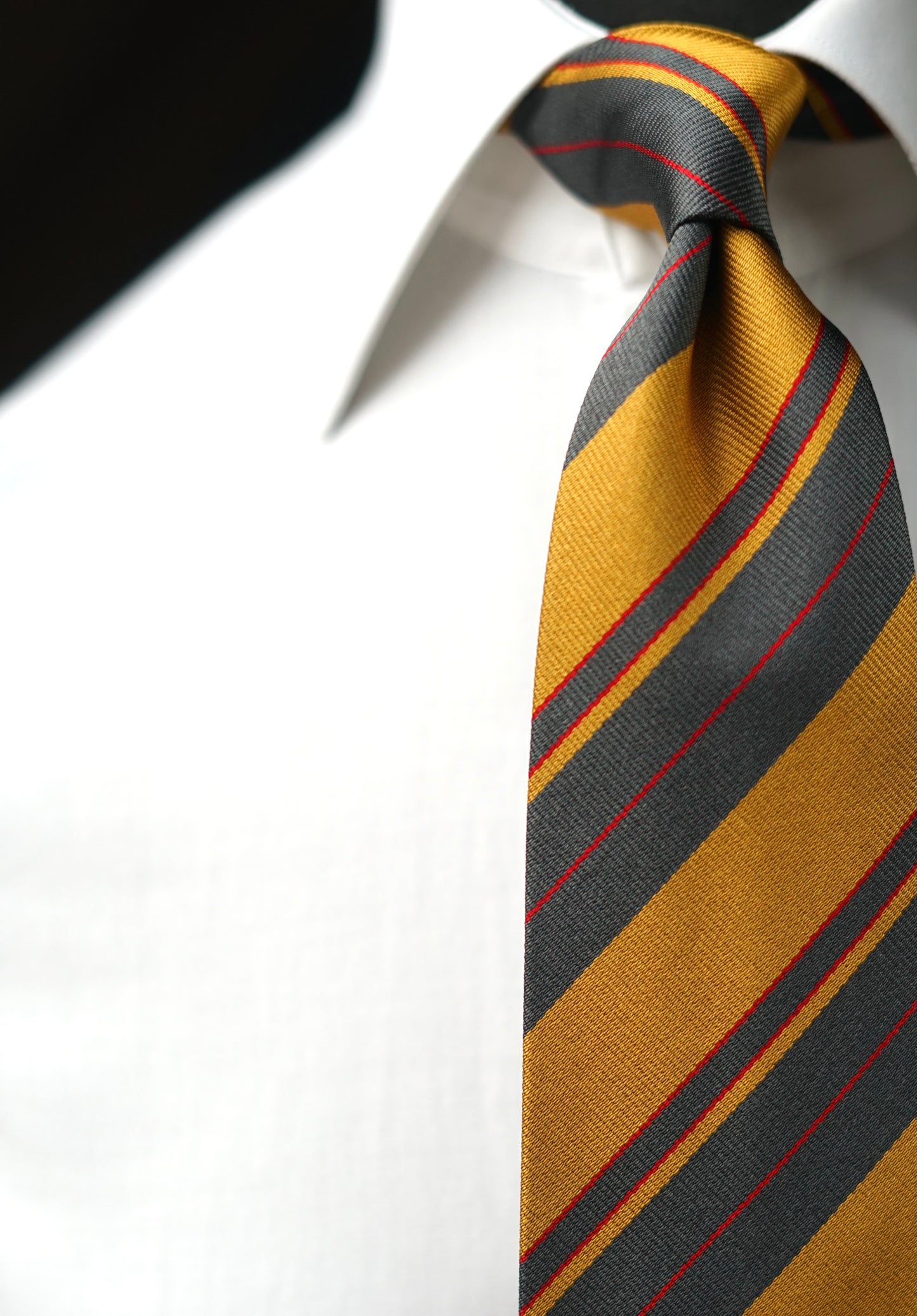 Ravenna Vintage Tie