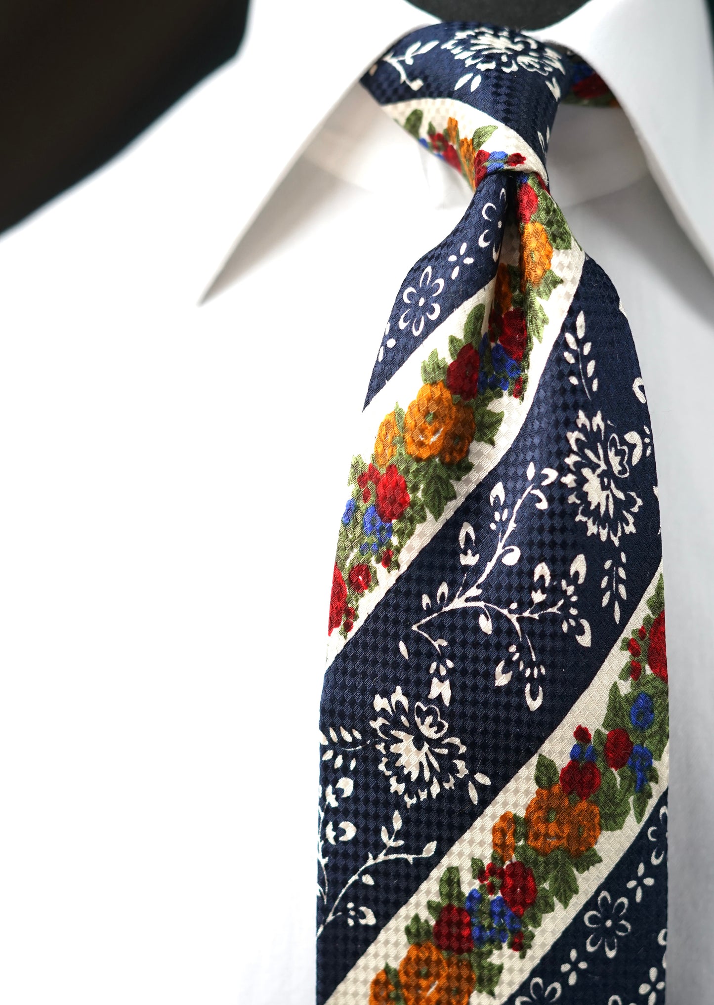 Eclisse Vintage Tie