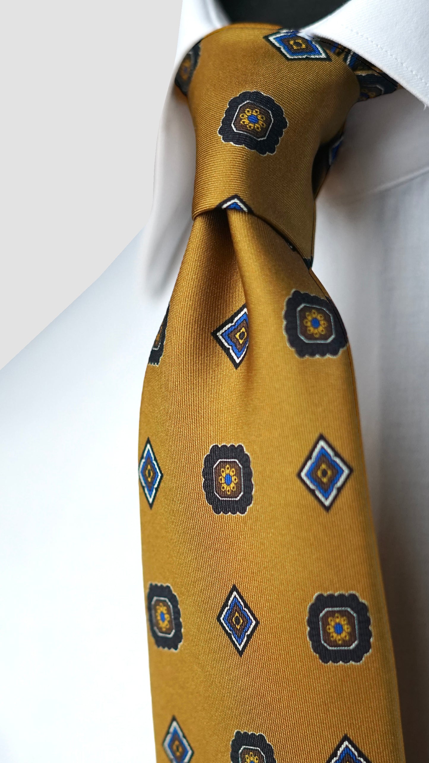 Bespoke Irma Silk Necktie