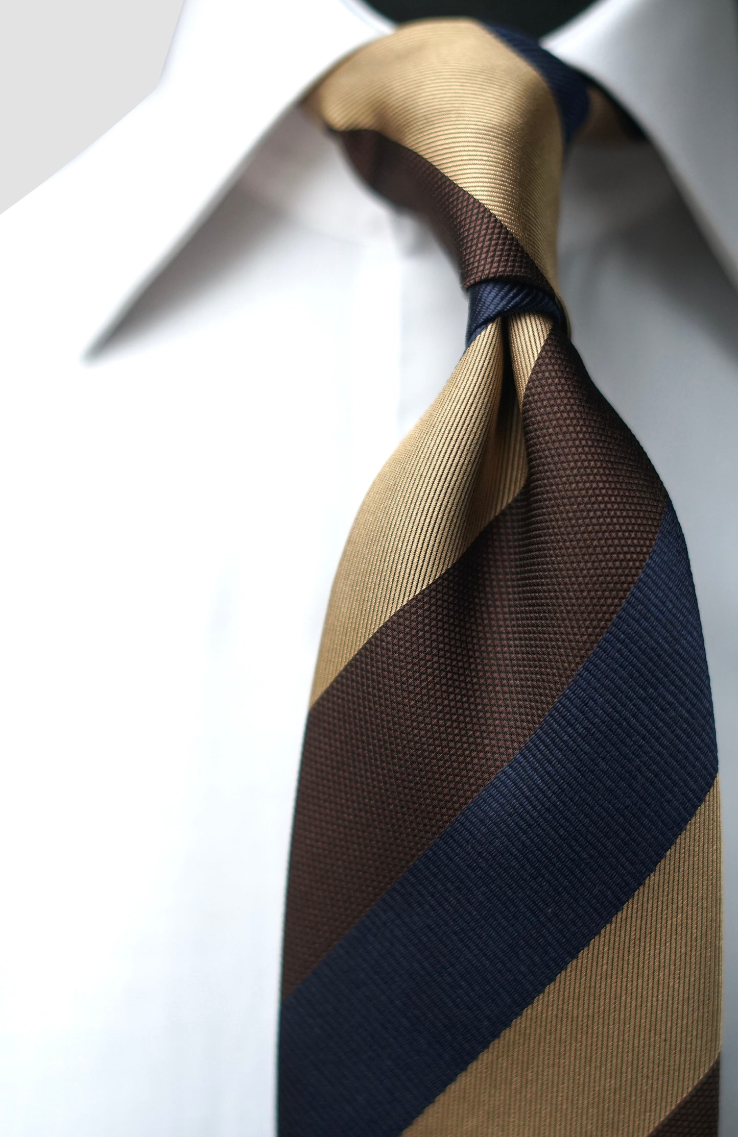 Bespoke Vaniglia Silk Necktie