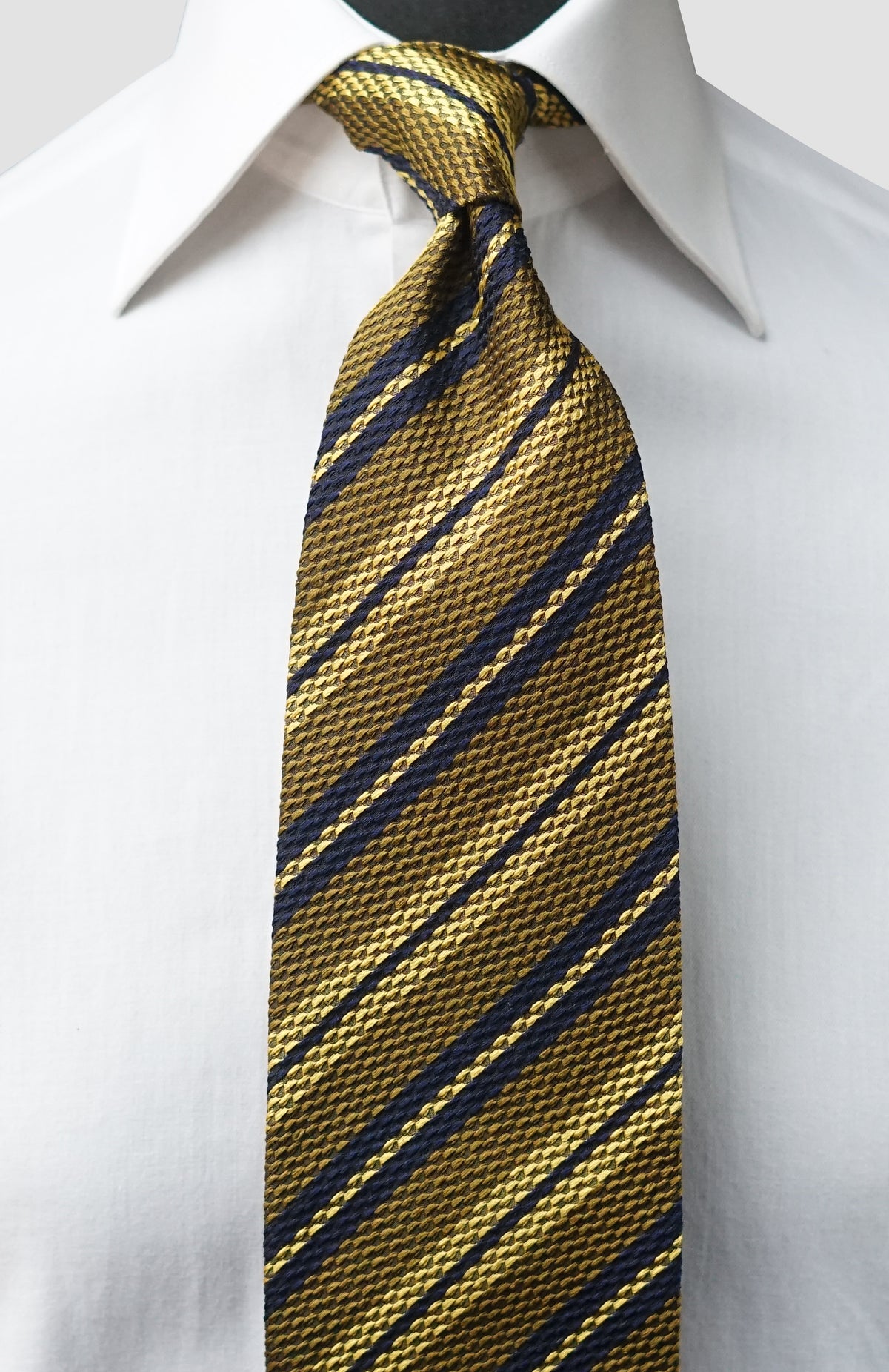 Kassia Vintage Tie