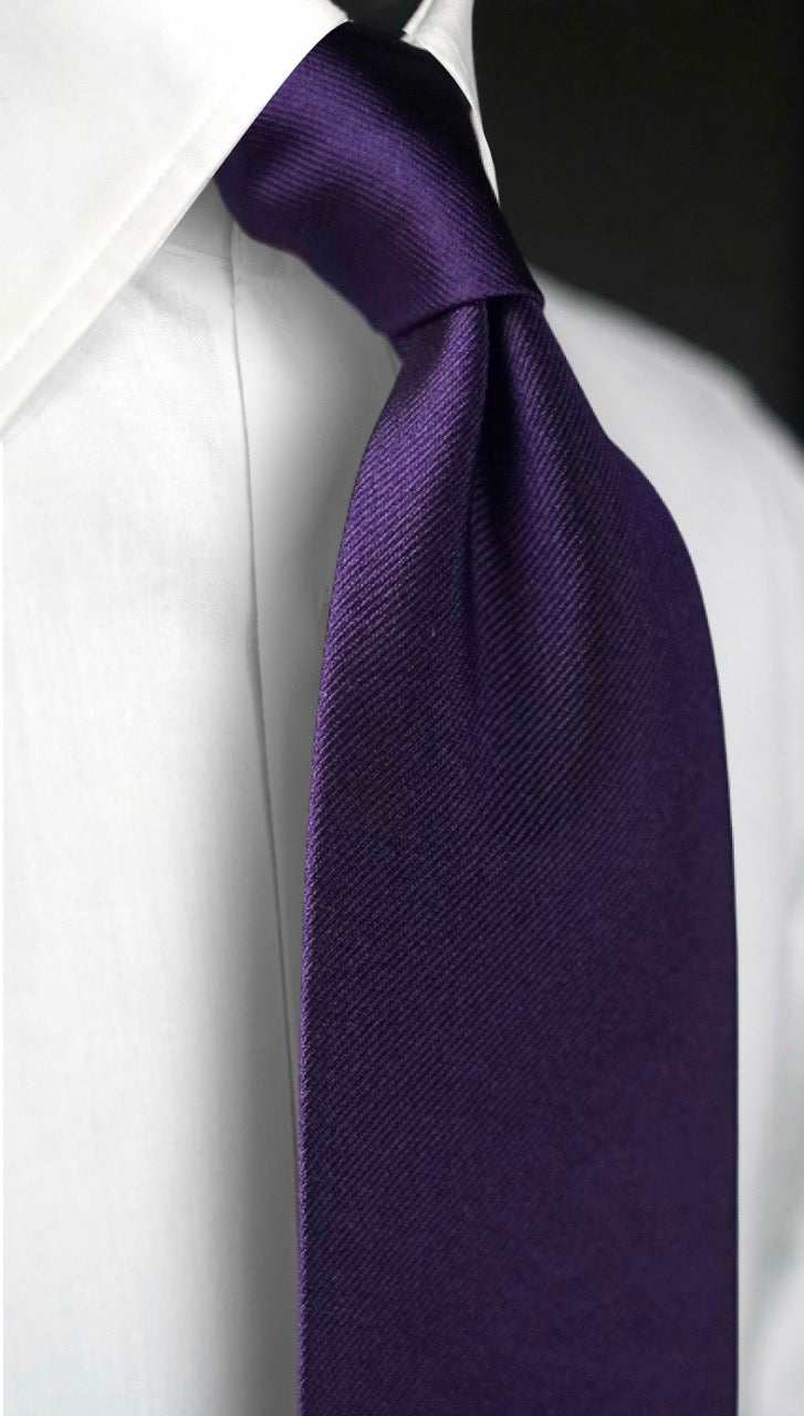 Viola Scura Solida Silk Necktie