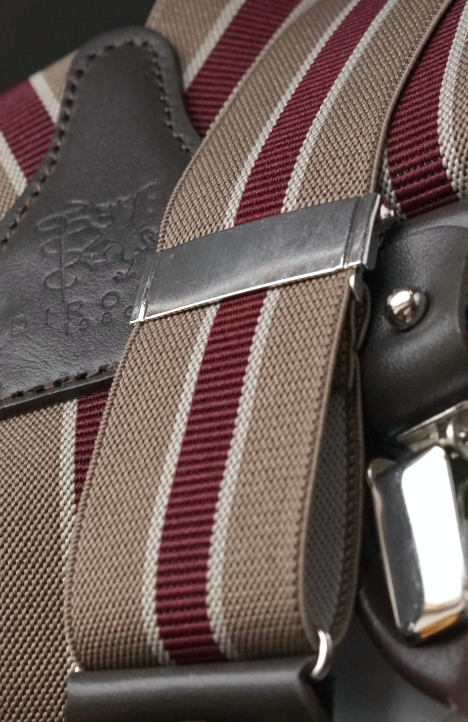 Vittorio taupe and burgundy clip/buttons braces, DIROMA 1980 leather patch